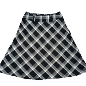 East 5th Black and White Skirt with side Zipper